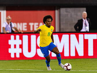 Willian signs three year deal...
